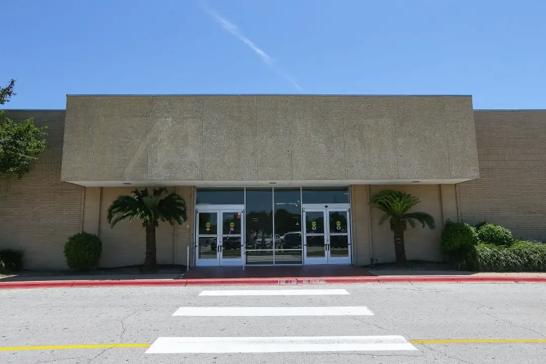 Big-Box Retail Roofing in Yuma, AZ Big-Box Retail Roofing in Yuma, AZ